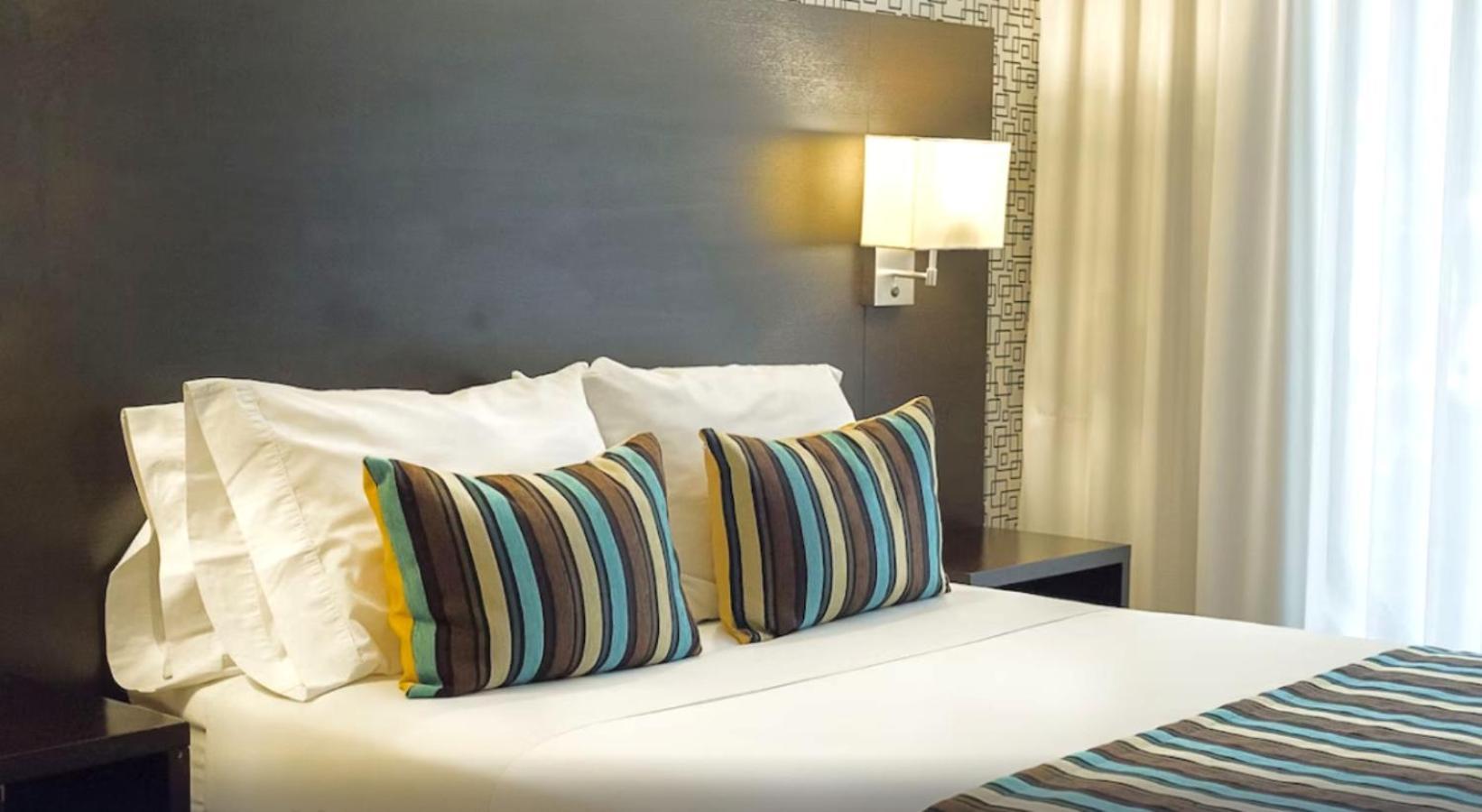Hotel Silver Javeriana By Hospedium Богота Екстериор снимка